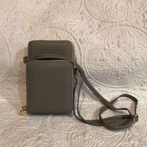 Crossbody phone bag, new without‎ tags